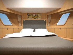 2022 Custom Trawler na prodej