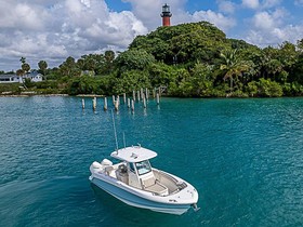 2020 Boston Whaler 28 Outrage