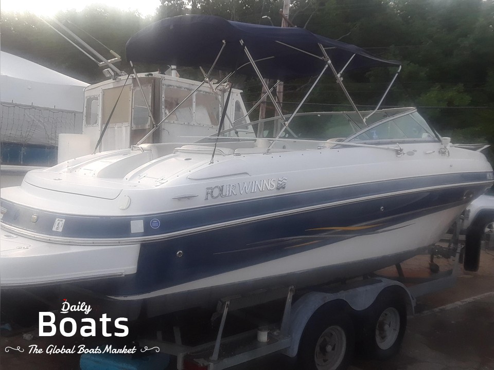 2005 Four Winns Sundowner 245 for sale. View price, photos and Buy 2005
