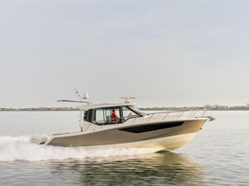 2022 Boston Whaler 405 Conquest for sale