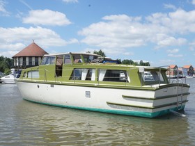 1967 River Bourne 37 Broads Cruiser