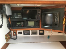 1990 J Boats 44