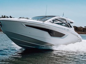 2022 Cruisers Yachts 42 Gls Outboard for sale