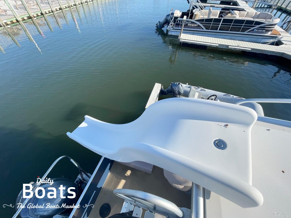 2015 Sweetwater Premium Edition 240 for sale. View price, photos and Buy 2015 Sweetwater Premium