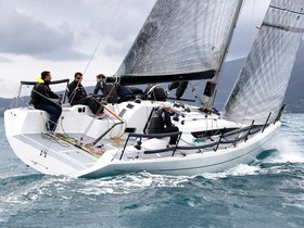 2022 Italia Yachts 9.98 Fuoriserie for sale