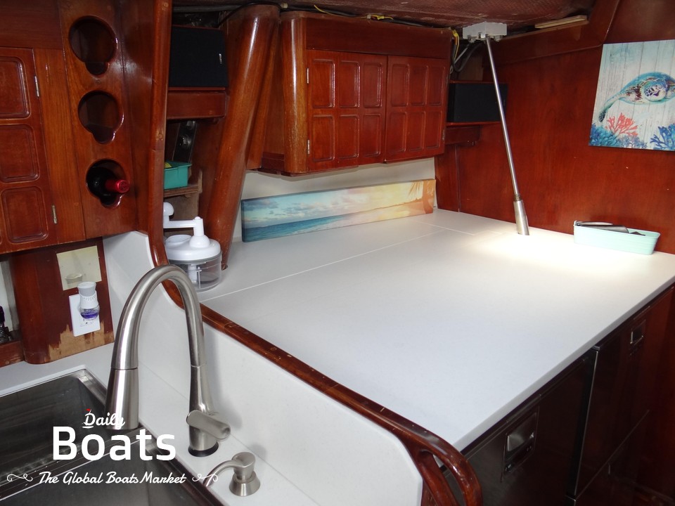 1985 Endeavour Limited Edition 51 for sale. View price, photos and Buy