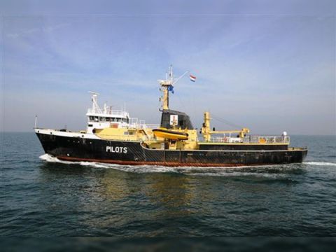 Offshore Accom/Base Vsl For Anti-Piracy(Hss3261)