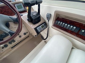 2004 Regal Commodore 3560 en venta