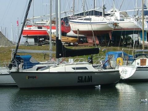 Beneteau First 25