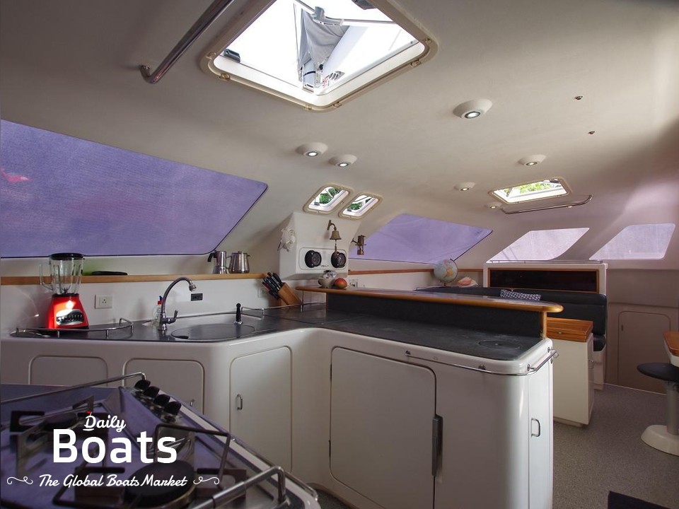 2000 Voyage Yachts Norseman 430 for sale. View price, photos and Buy