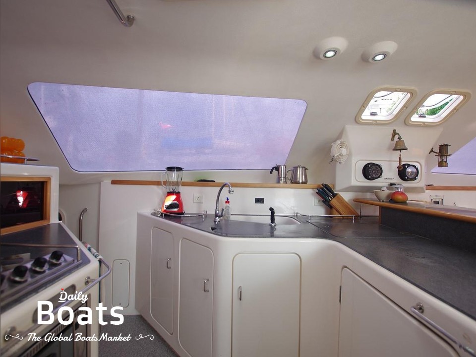 2000 Voyage Yachts Norseman 430 for sale. View price, photos and Buy