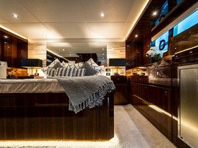 2022 Cruisers Yachts 60 Cantius