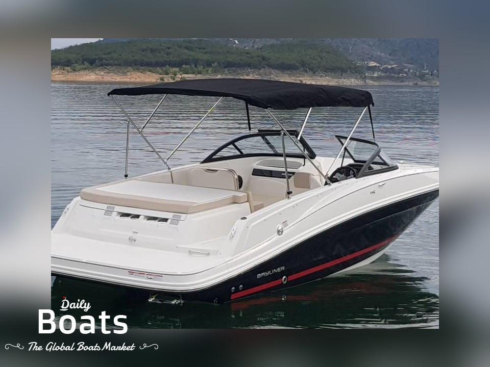 2022 Bayliner Vr5E Bowrider for sale. View price, photos and Buy 2022