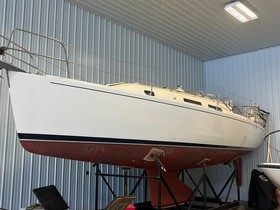 J Boats 32