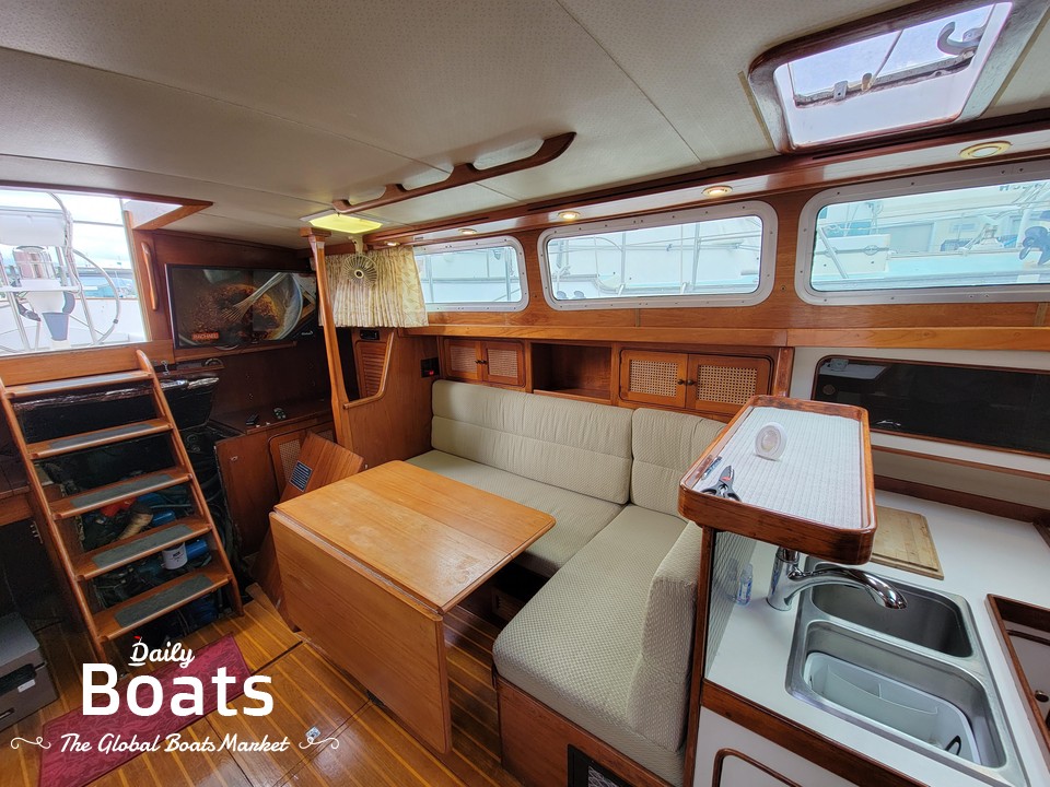 1981 Gulfstar 39 Sail Master for sale. View price, photos and Buy 1981