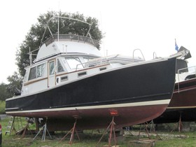 1983 Wilbur 34 Downeast Trawler на продажу