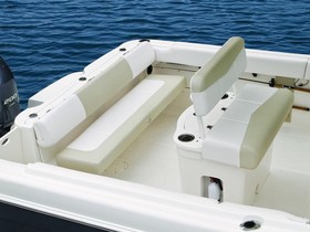 Купить 2021 Robalo R222 Centre Console