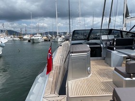 2019 Evo Yachts R4 kopen