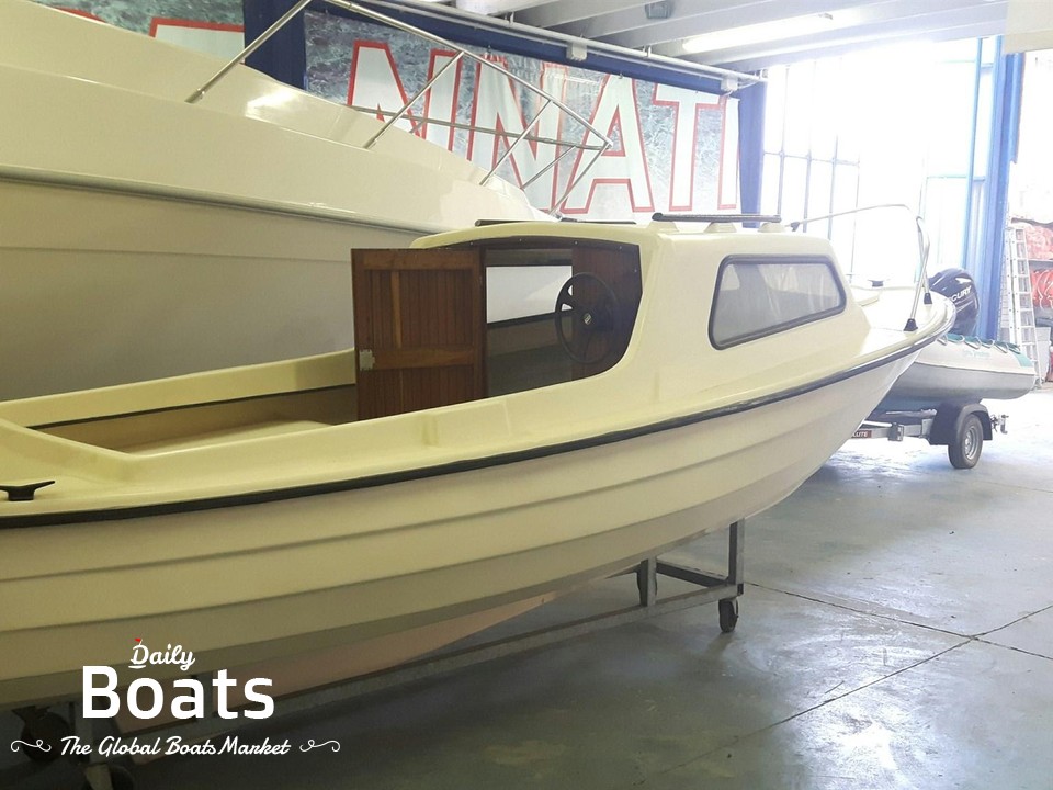 1988 Custom Family Boat Family 500 for sale. View price, photos and Buy