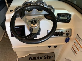 2021 NauticStar 223 Dc for sale
