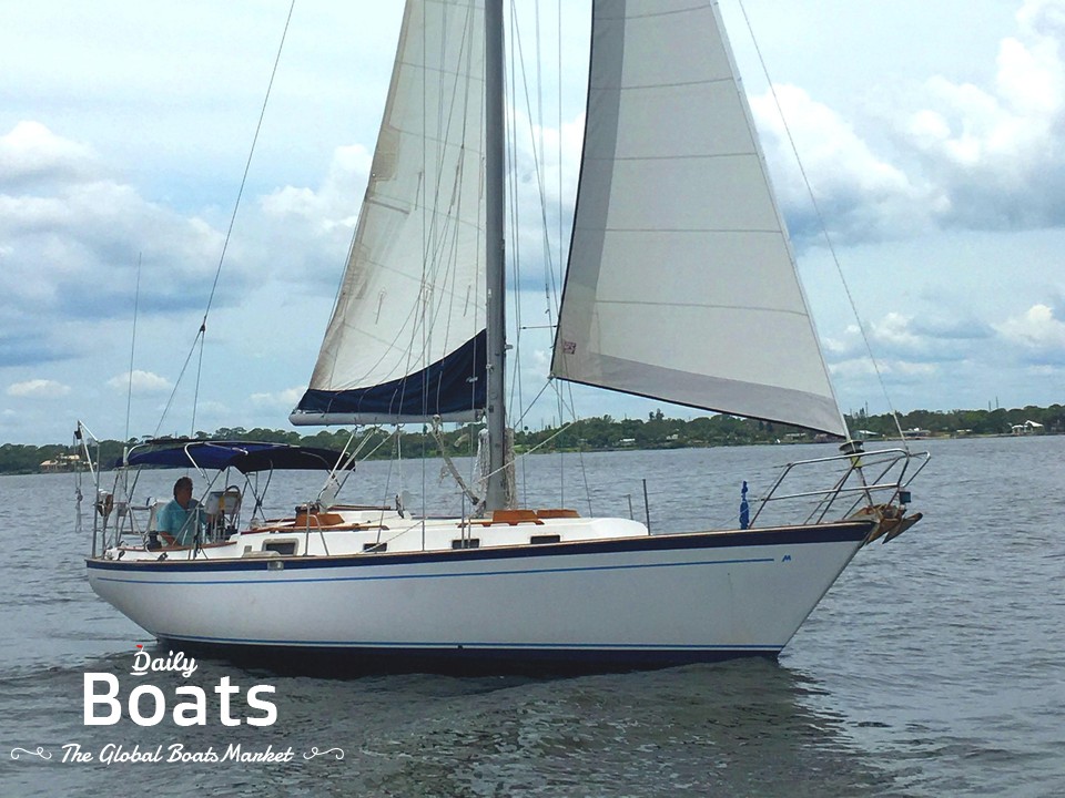 1984 Morgan 384 Masthead Sloop