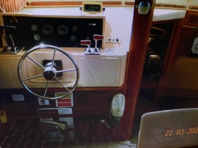 1987 Sea Ray Express Cruiser на продаж