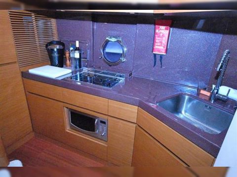 2009 Azimut 43 Plus in vendita