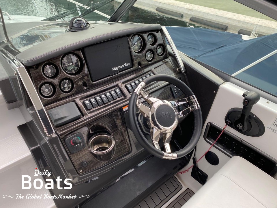 2020 Monterey 295 Sport Yacht for sale. View price, photos and Buy 2020