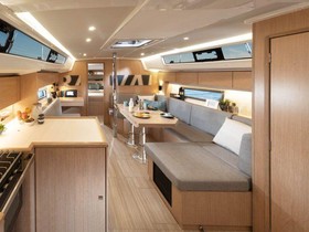 2022 Bavaria C42 til salgs