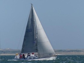 1988 J Boats 35