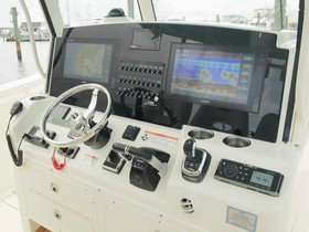 2023 Cobia 350 Center Console zu verkaufen