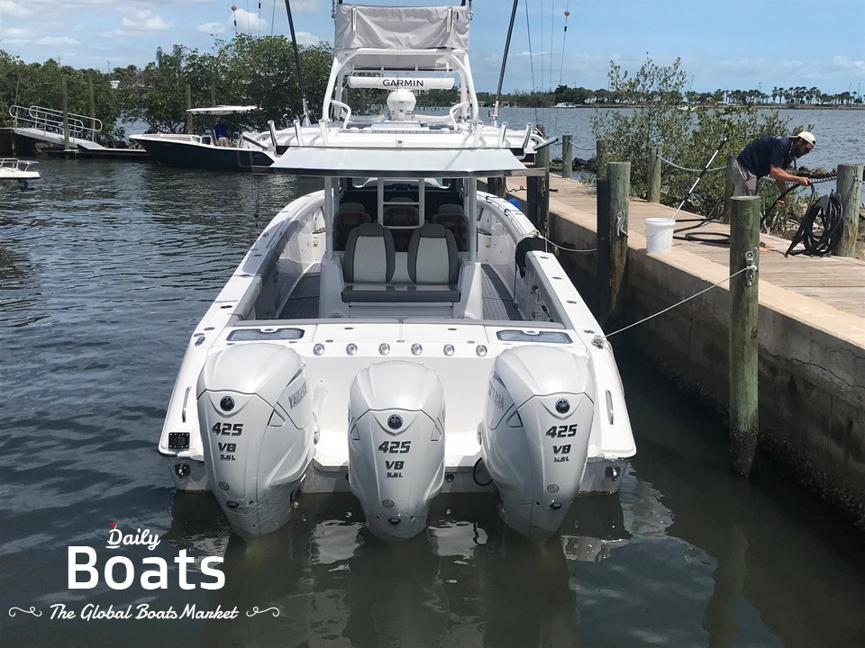 2023 Everglades 395 Cc for sale. View price, photos and Buy 2023 ...