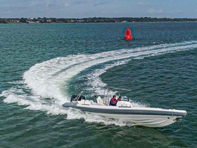 HM Powerboats 11M