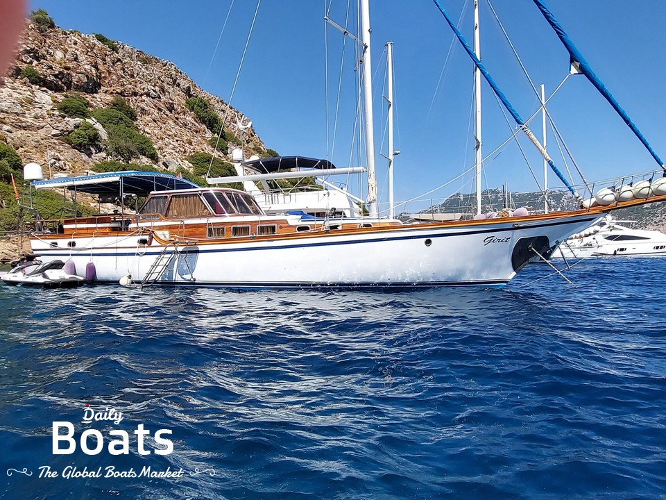 1982 CustomCraft 62 for sale. View price, photos and Buy 1982 Custom