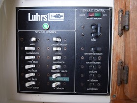 1996 Luhrs 250