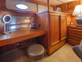 Comprar 1986 Knight & Carver Cockpit Motor Yacht