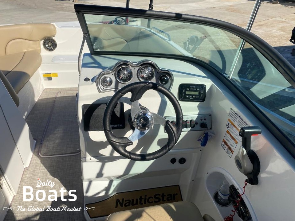 2020 NauticStar 223 Dc for sale. View price, photos and Buy 2020