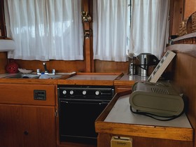 Comprar 1979 Universal Marine Tri-Cabin