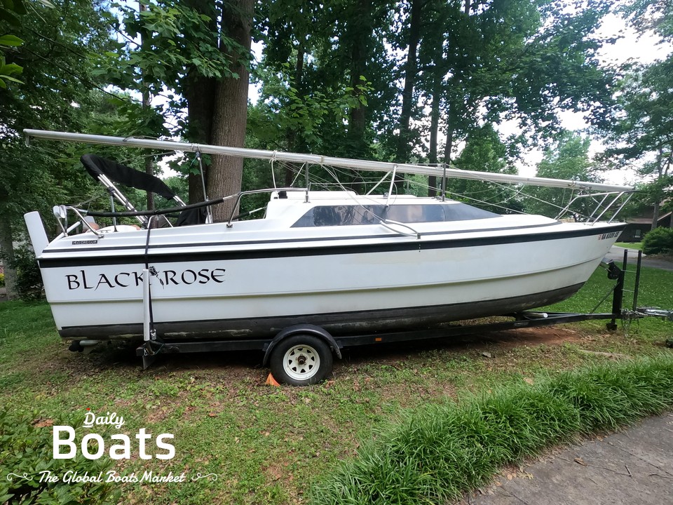 2001 MacGregor 26 for sale. View price, photos and Buy 2001 MacGregor