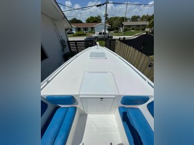 2007 Concept 30 Open for sale