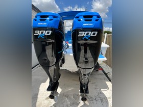 2007 Concept 30 Open for sale
