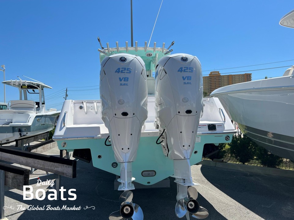 2022 Everglades 335 Center Console for sale. View price, photos and Buy
