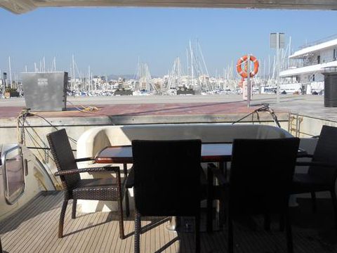 2007 Azimut 68 Evolution zu verkaufen
