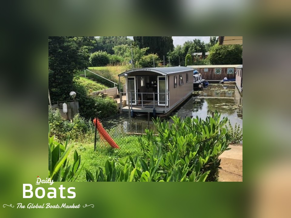 2019 Houseboat Pontoon 40 for sale. View price, photos and Buy 2019