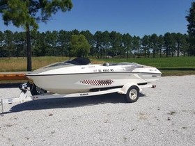 Buy 2000 Yamaha Boats Xr1800