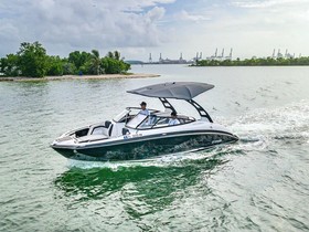 Yamaha Boats 242