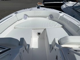 2022 Edgewater 248Cx Crossover