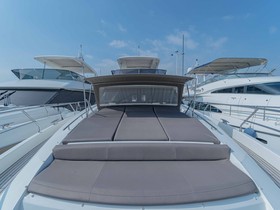 2017 Prestige 680