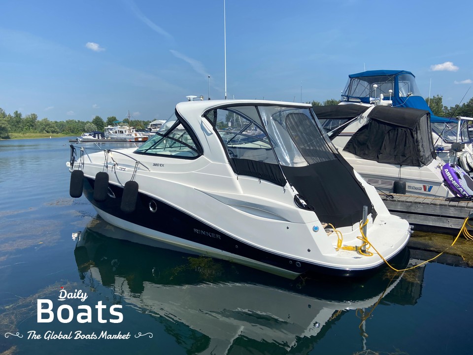 2018 Rinker Ex 320