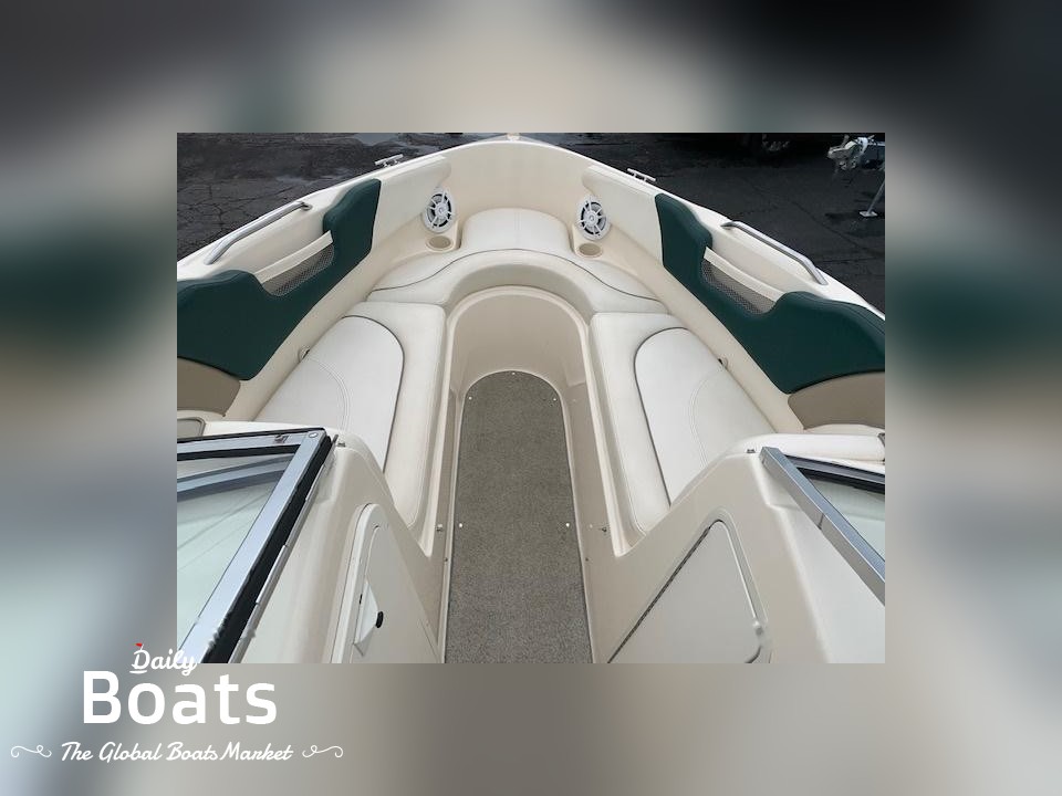 2001 Rinker 232 Captiva Bowrider for sale. View price, photos and Buy ...